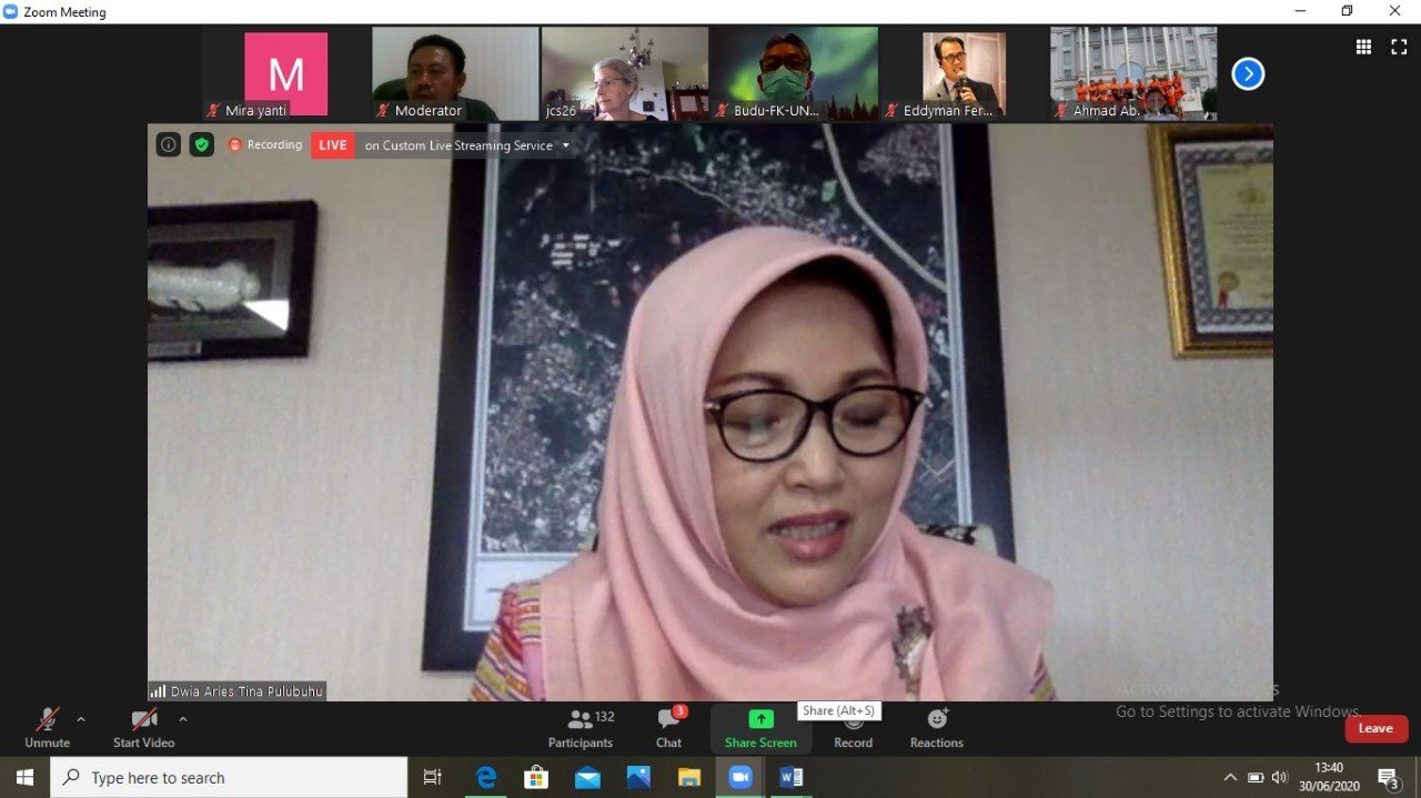 Rektor Universitas Hasanuddin Prof Dwia Aries Tina Pulubuhu