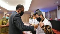 Gubernur Sulsel Nurdin Abdullah saat membuka Gerakan 1.000 Tokoh Lintas Agama