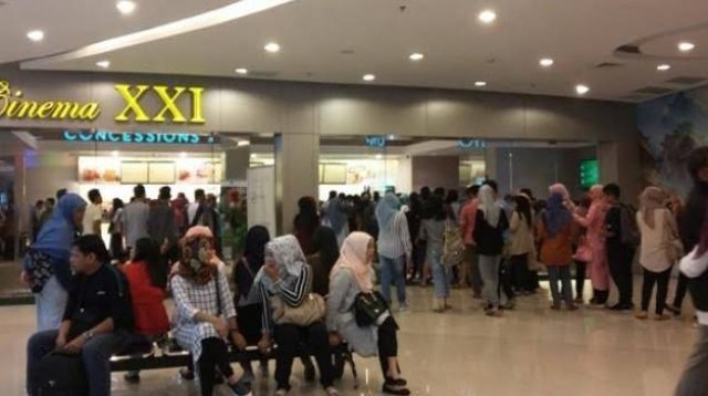 Ilustrasi Bioskop di Makassar