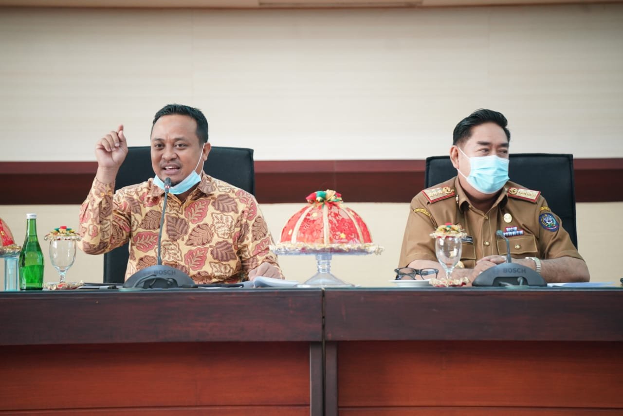 Plt Gubernur Sulawesi Selatan Andi Sudirman Sulaiman