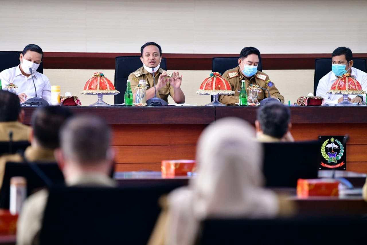 Plt Gubernur Sulsel Andi Sudirman Sulaiman