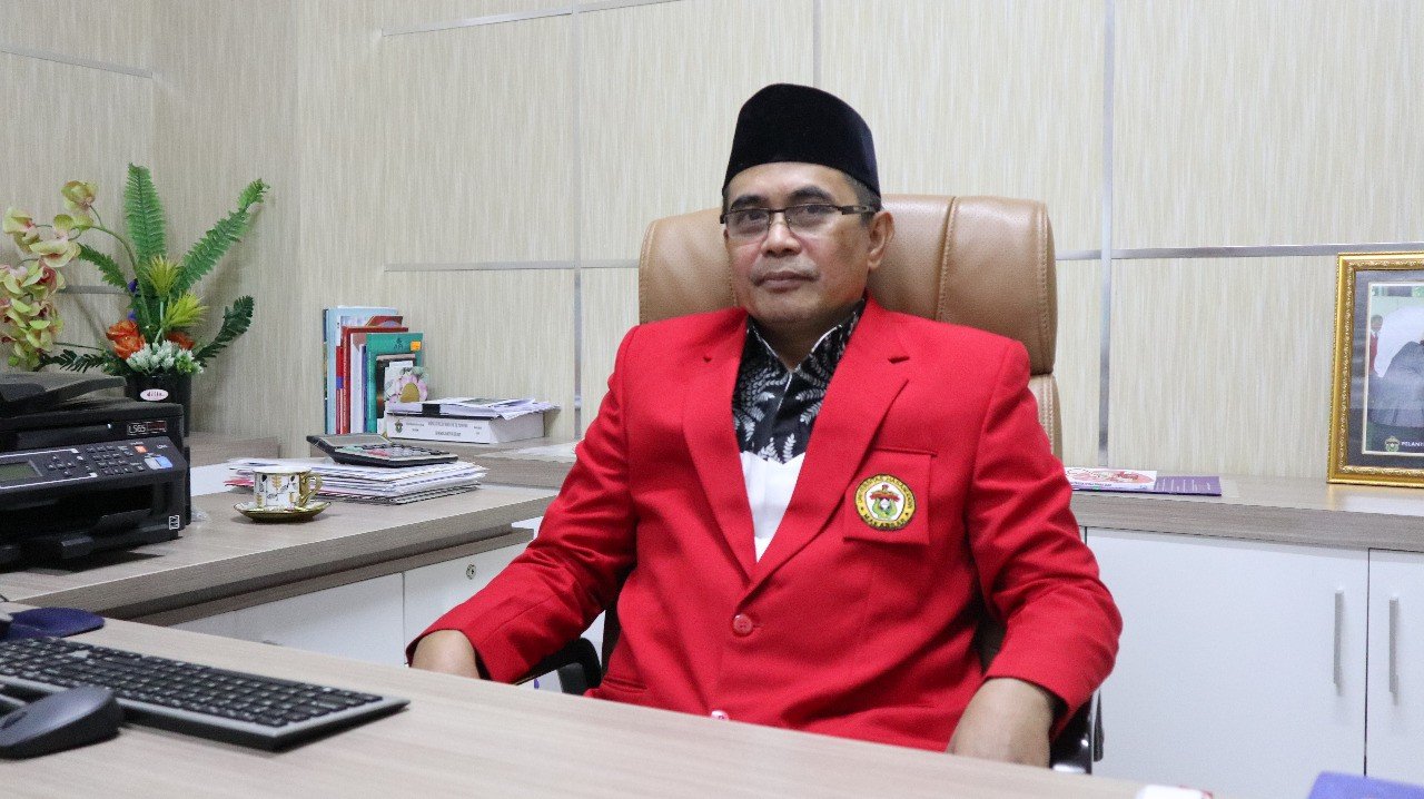 Dekan FKM Unhas Aminuddin Syam