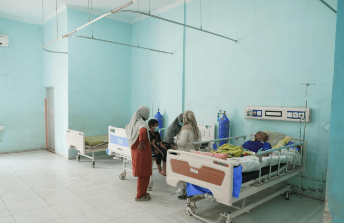 Sejumlah Rumah Sakit Umum Daerah (RSUD) di wilayah Aceh dan Sumatera Utara mulai kembali beroperasi pascabencana